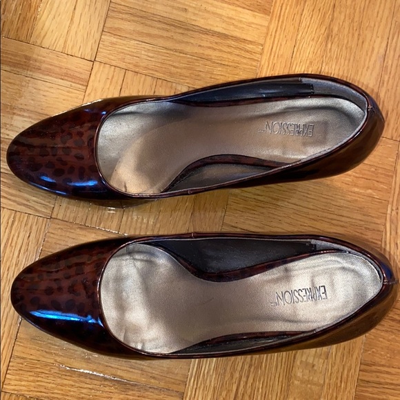 Glossy expression animal print wedges - Picture 2 of 3